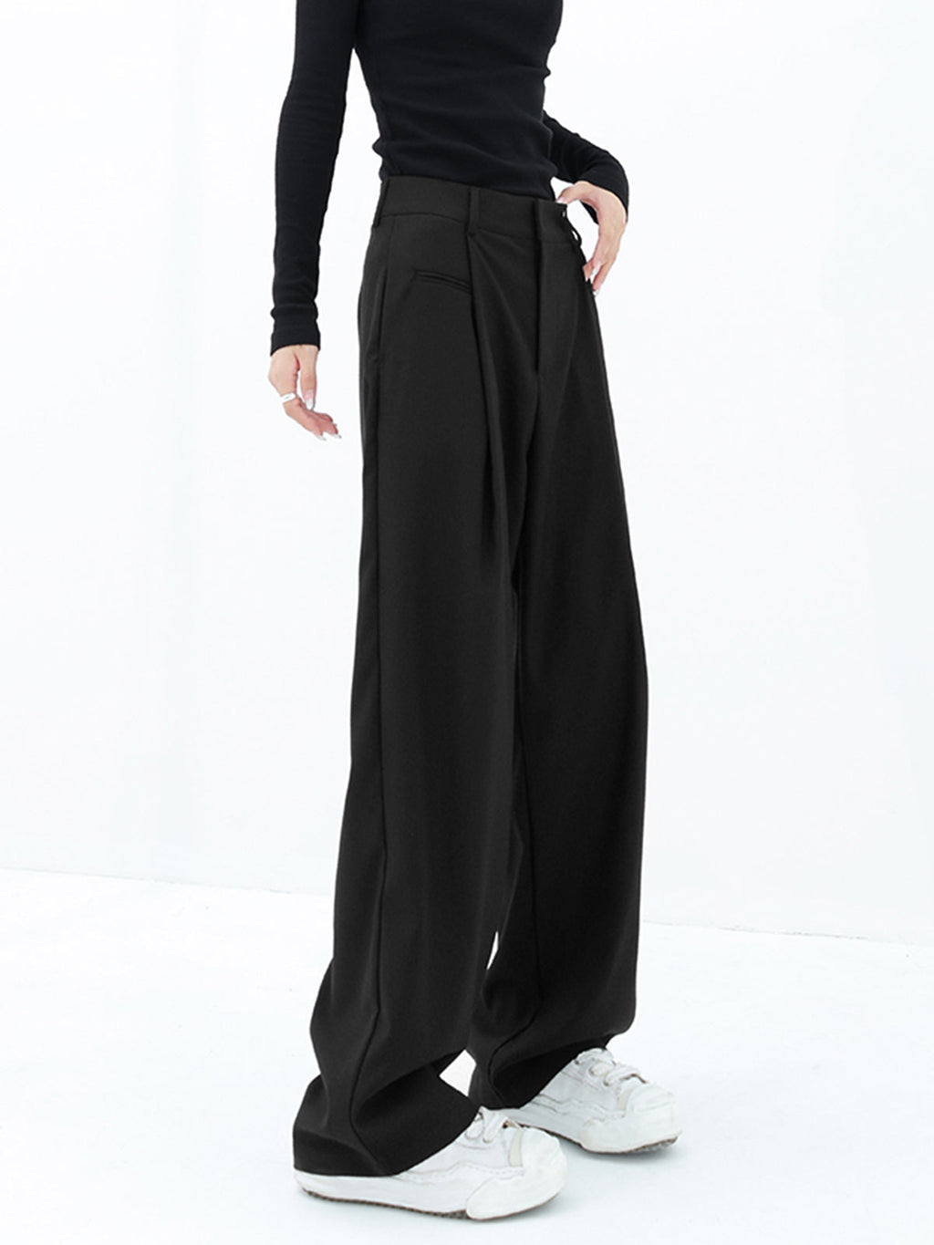Valenzora | Basic Baggy Hose mit weitem Bein