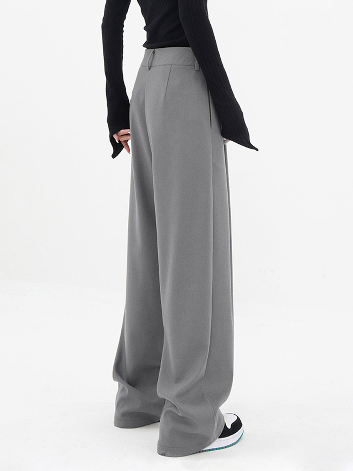Valenzora | Basic Baggy Hose mit weitem Bein