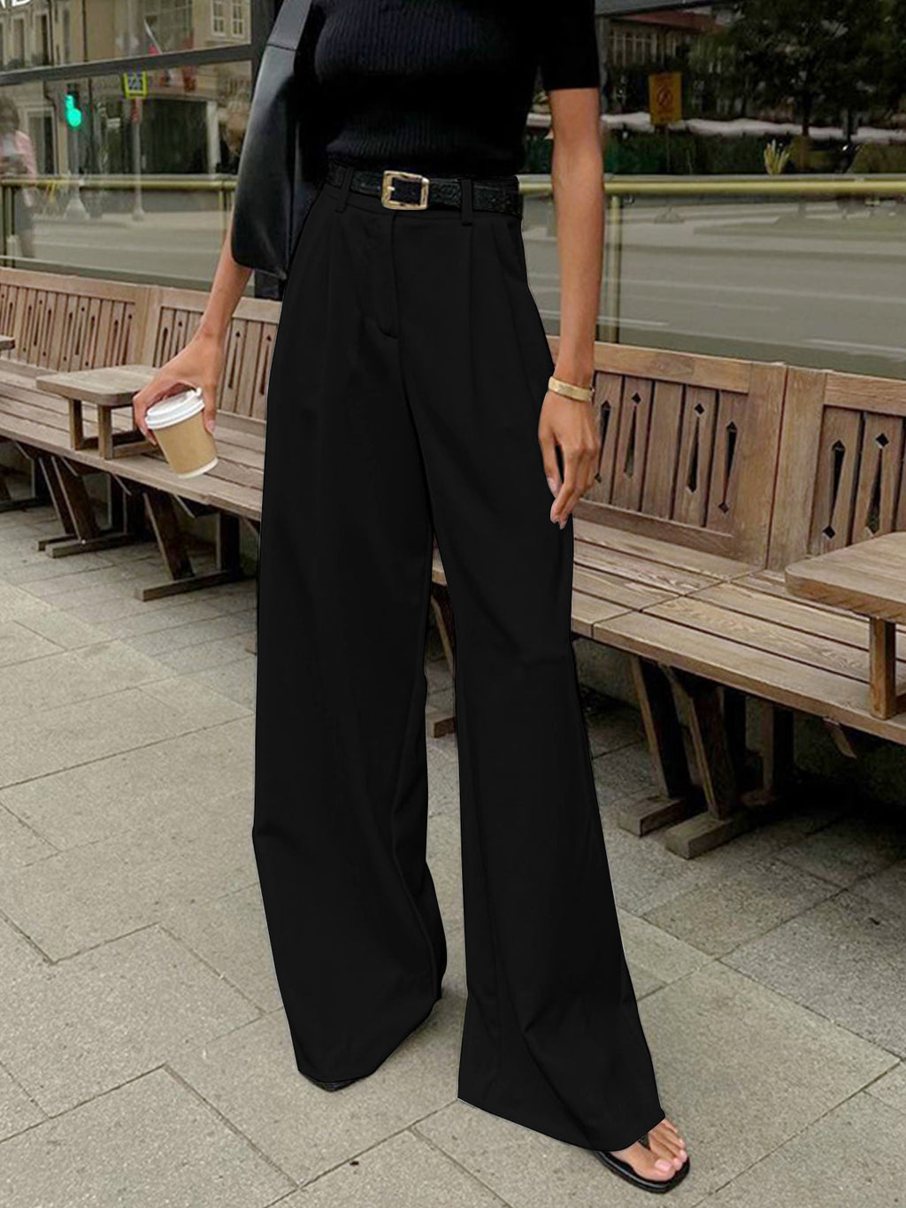 Valenzora | Cut trousers with a flowing silhouette and soft, breathable fabric for women