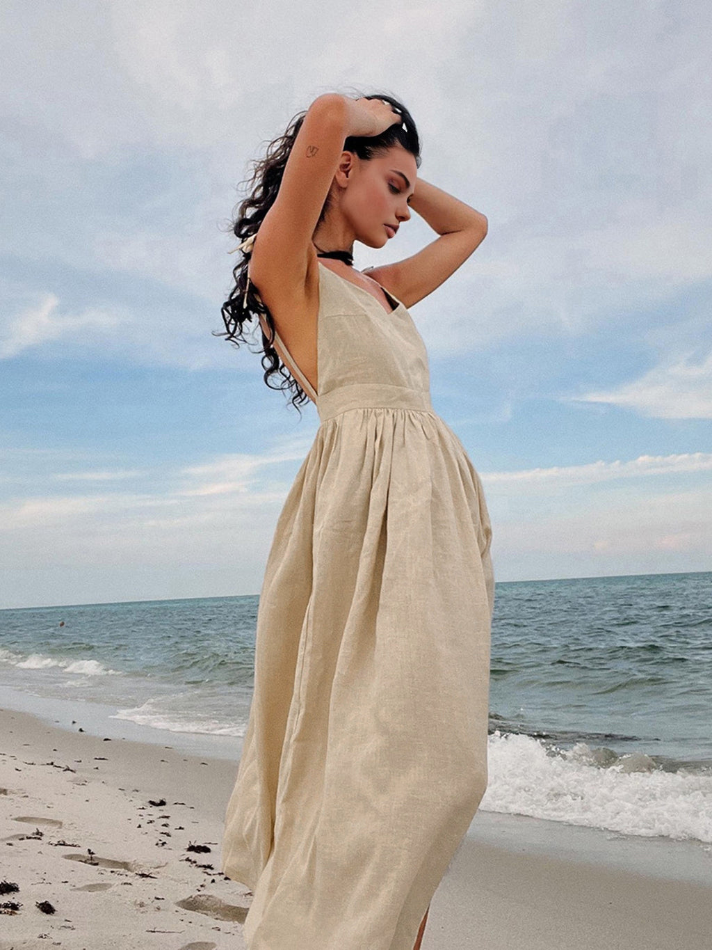 Valenzora | Cotton & Linen Backless Long Dress