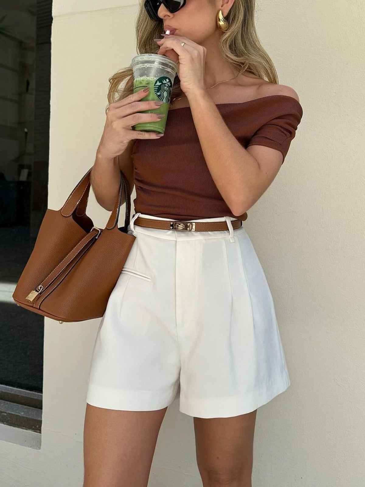 Valenzora | Semi-Transparent Mid-Waisted Shorts Without Belt