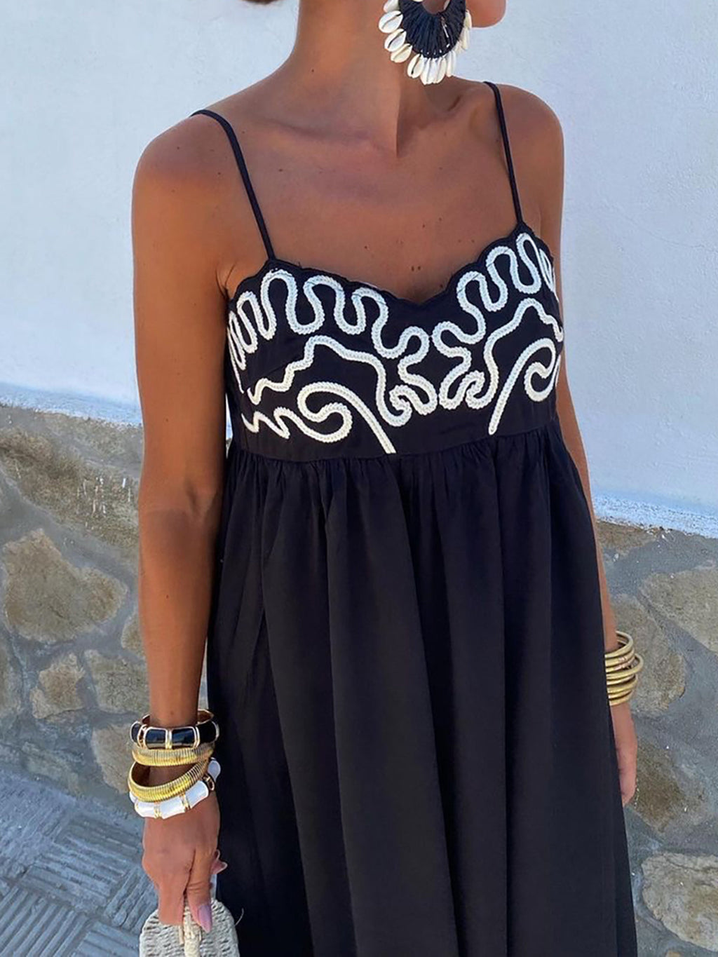 Valenzora | Embroidered ruffled strap long dress