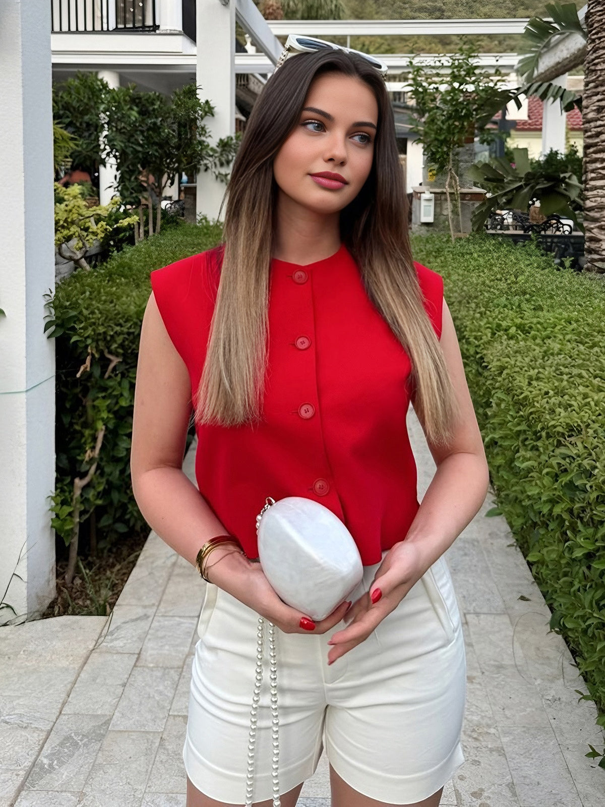 Valenzora | Leisure Sleeveless Button Vest
