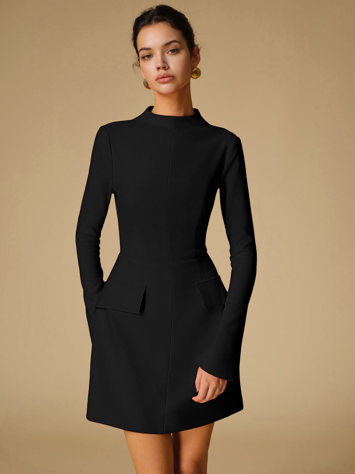 Valenzora | Minimalist, simple dress with a low back