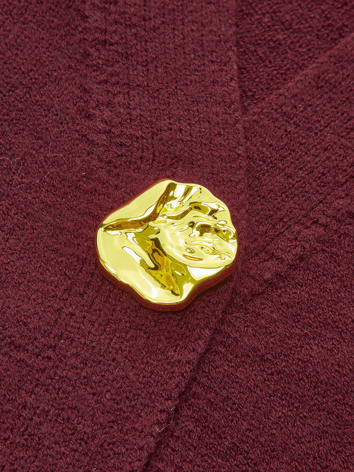 Valenzora | Eleganter Kurzstrickjacke mit Metallknöpfen