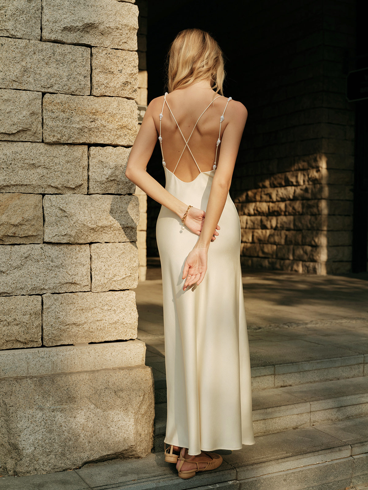 Valenzora | Satin backless slip dress