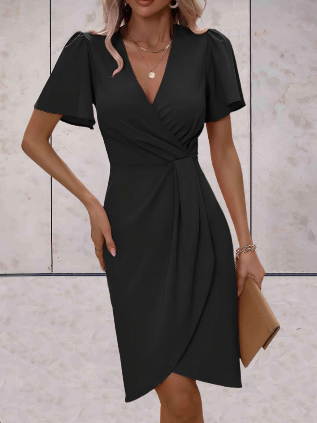 Valenzora | Fitted dress with flared sleeves for women