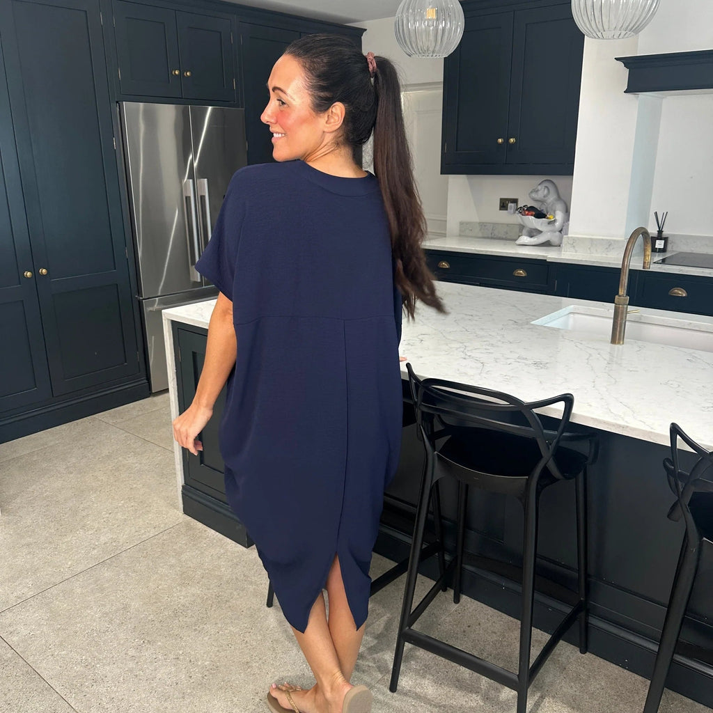 Kleid mit V-Ausschnitt | Unser Bestseller 2026