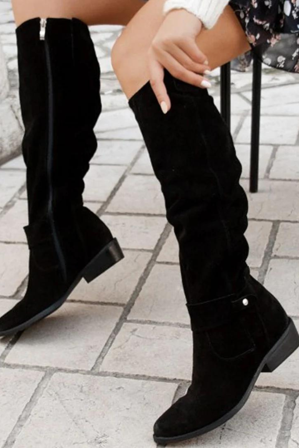 Valenzora - Suede Boots