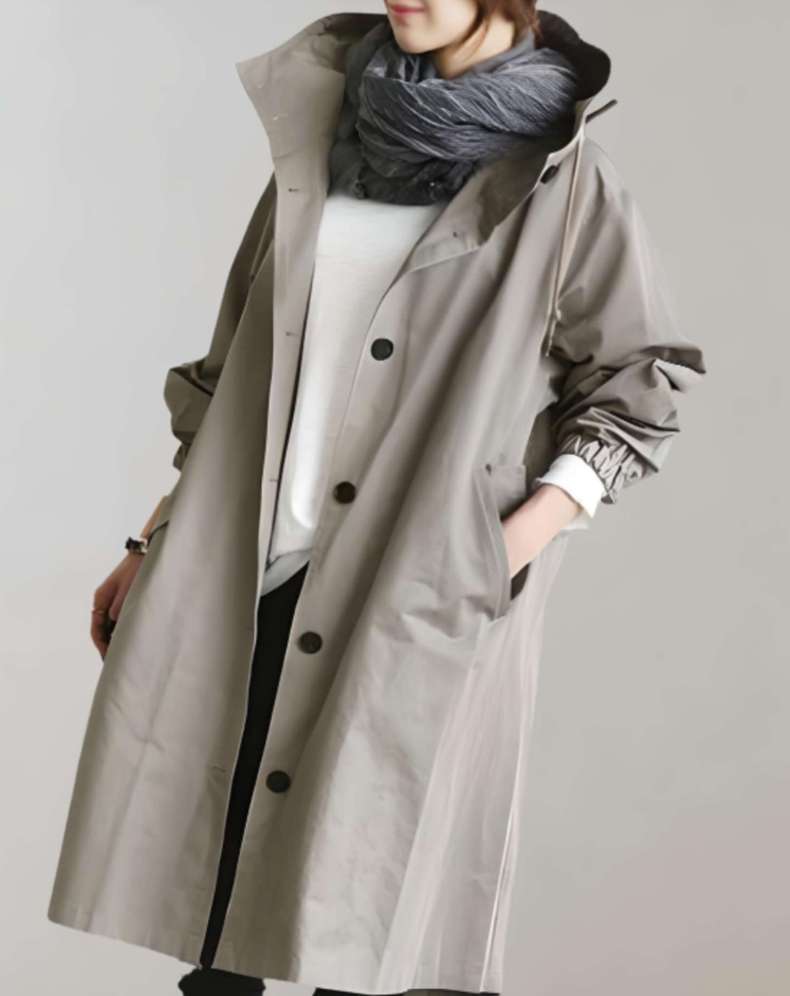 Valenzora | Warm trench coat with hood