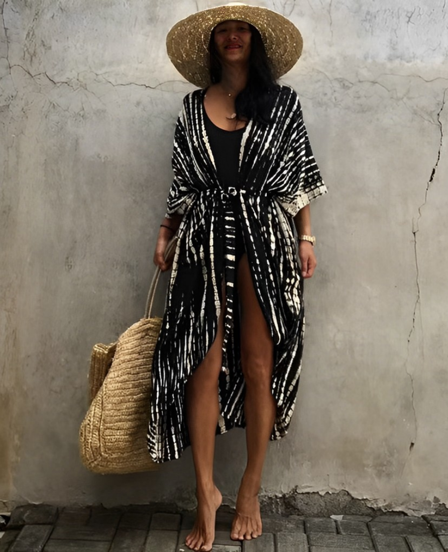 Valenzora Retro Kimono | Long, patterned beach kimono with belt for women