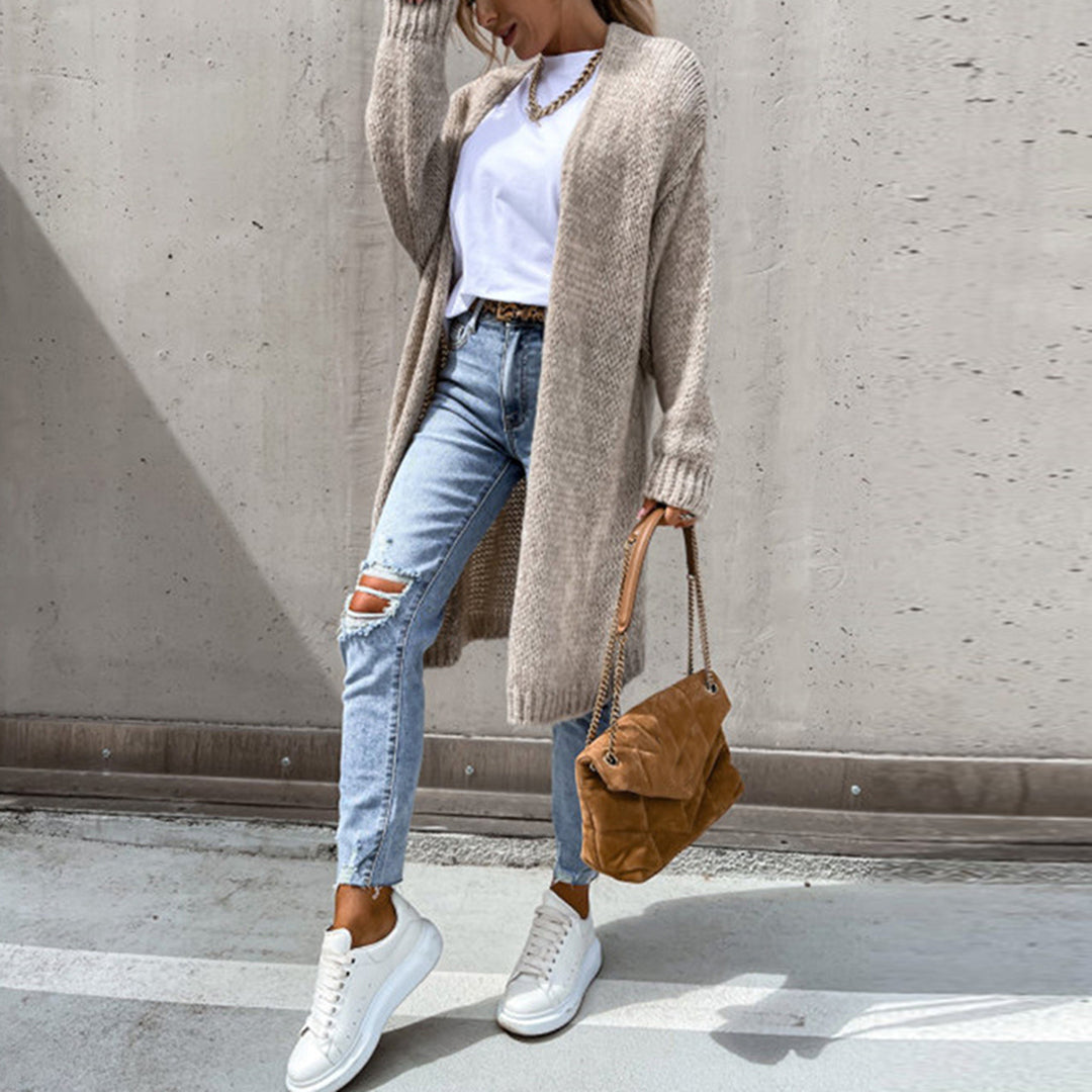 Valenzora | Classic cardigan | Timeless elegance and comfort