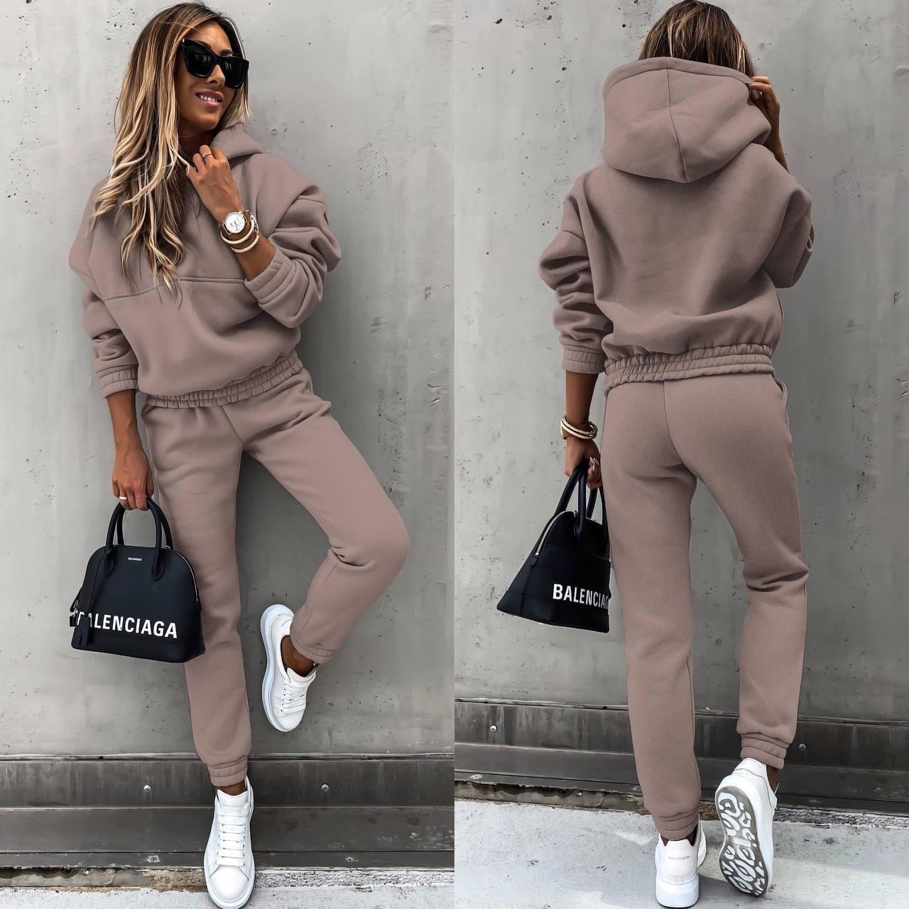 Valenzora | Comfortable jogging suit