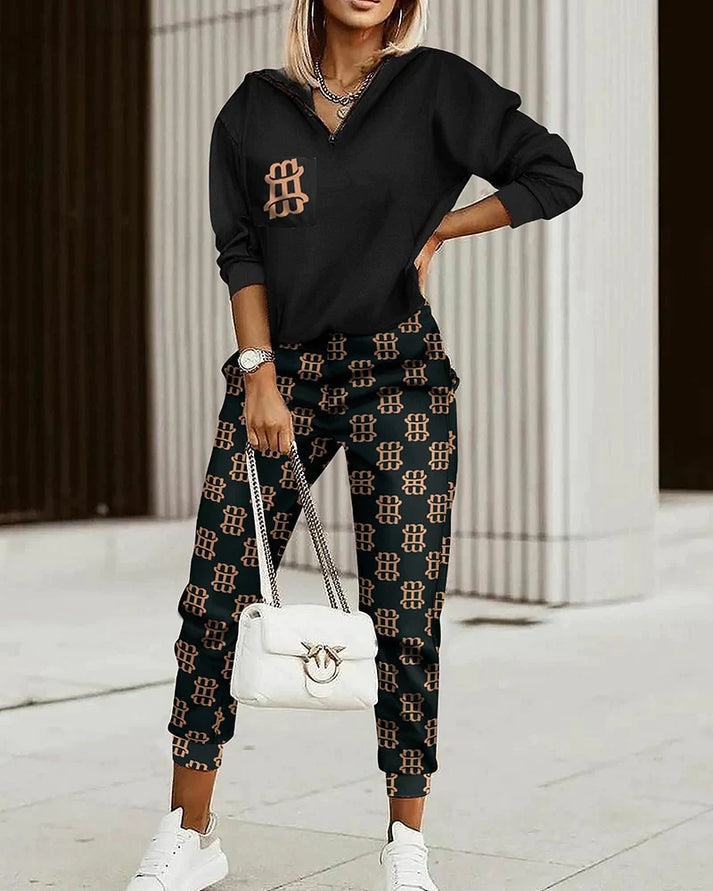 Valenzora | Comfortable and modern tracksuit for women