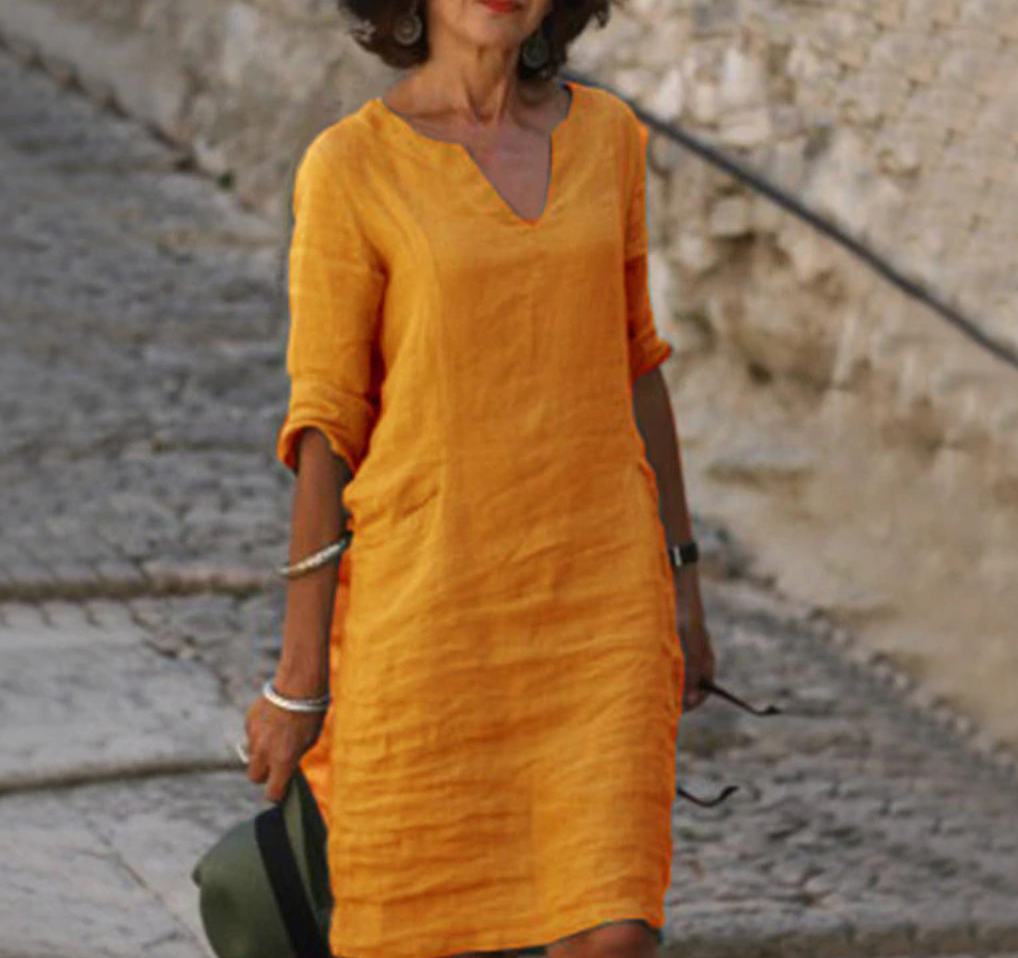 Valenzora | Chic three-quarter sleeve dress for women