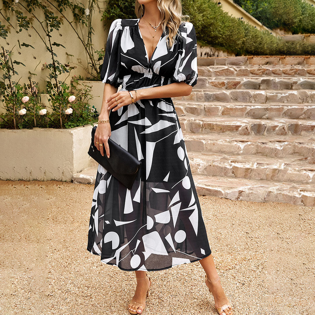 Valenzora - Elegant midi dress with V-neck