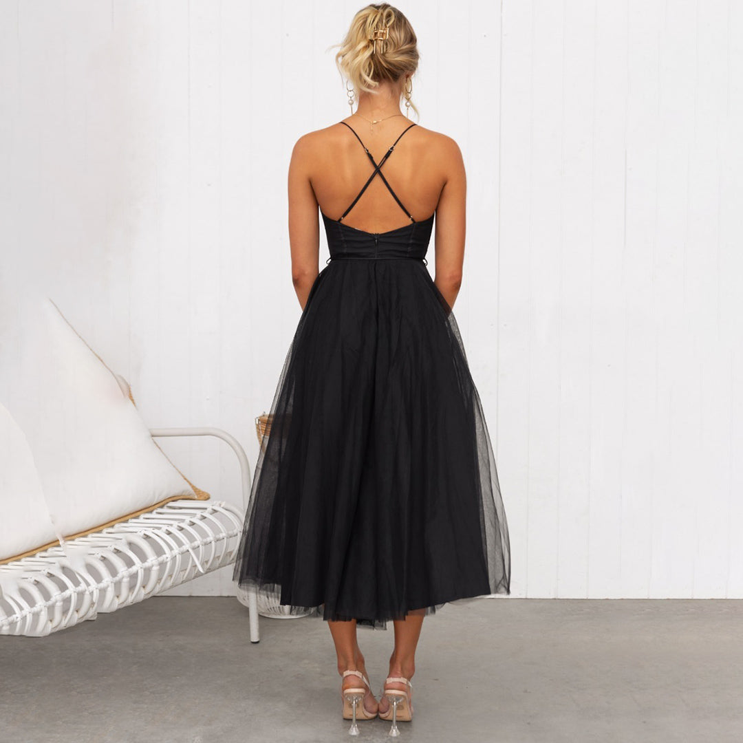 Valenzora | Elegant midi dress for women - Stylish and timeless clothing