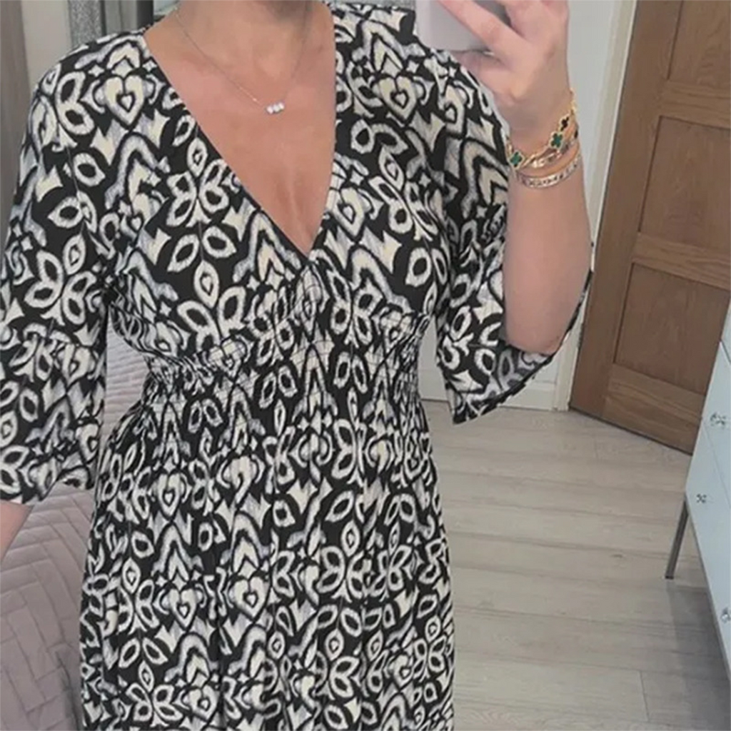 Valenzora | Casual V-neck maxi dress