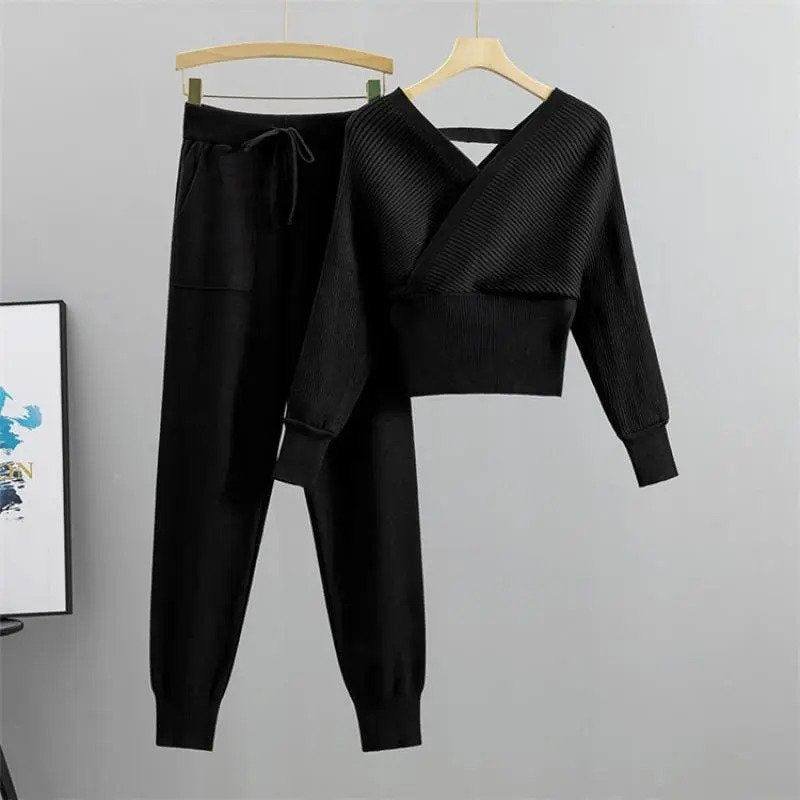 Valenzora | Women's Tracksuit – Comfortable and Stylish for Fitness and Leisure