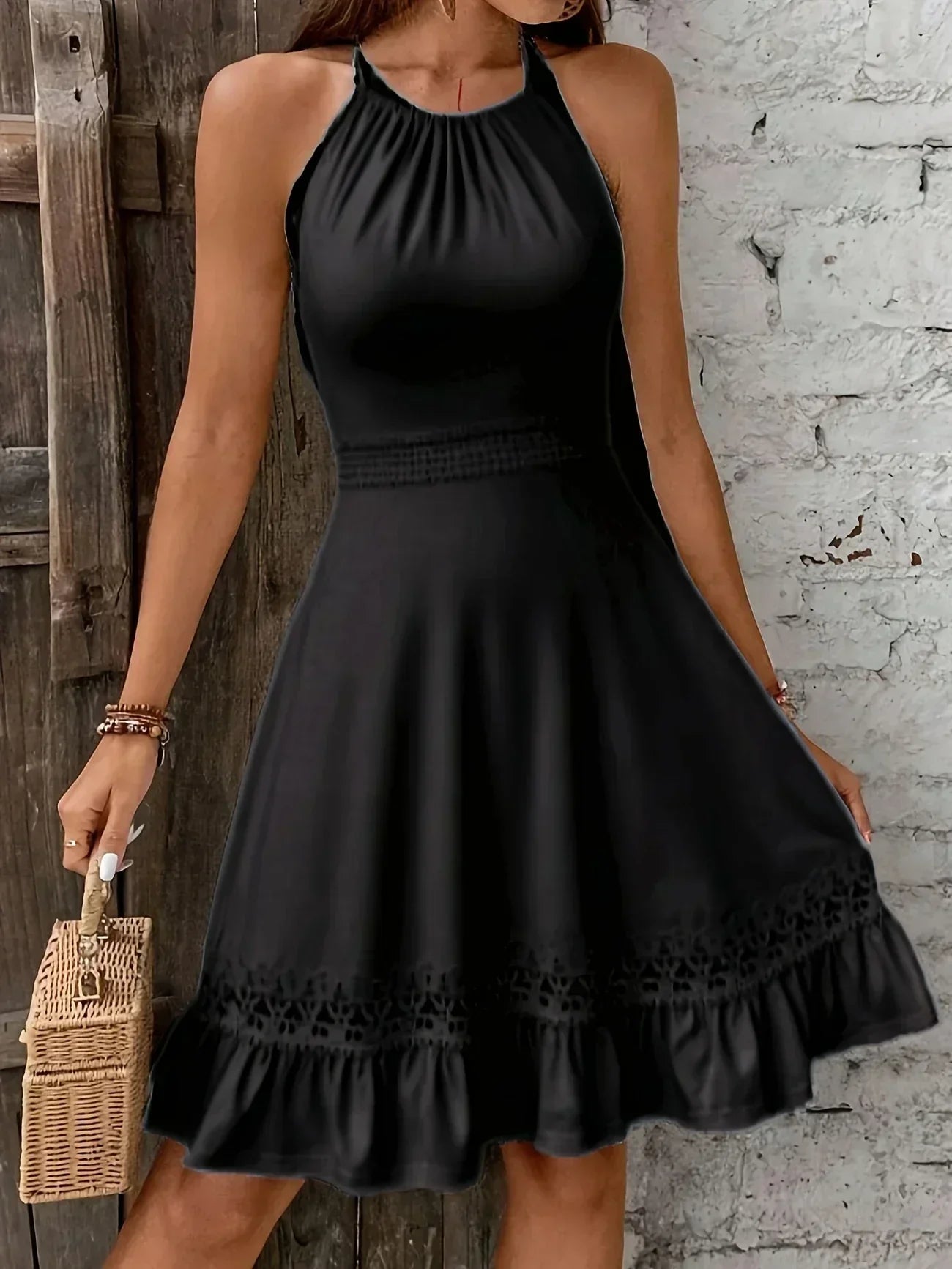 Valenzora | Elegant sleeveless women's dress with lace, bow, ruffles and airy design for summer and holidays