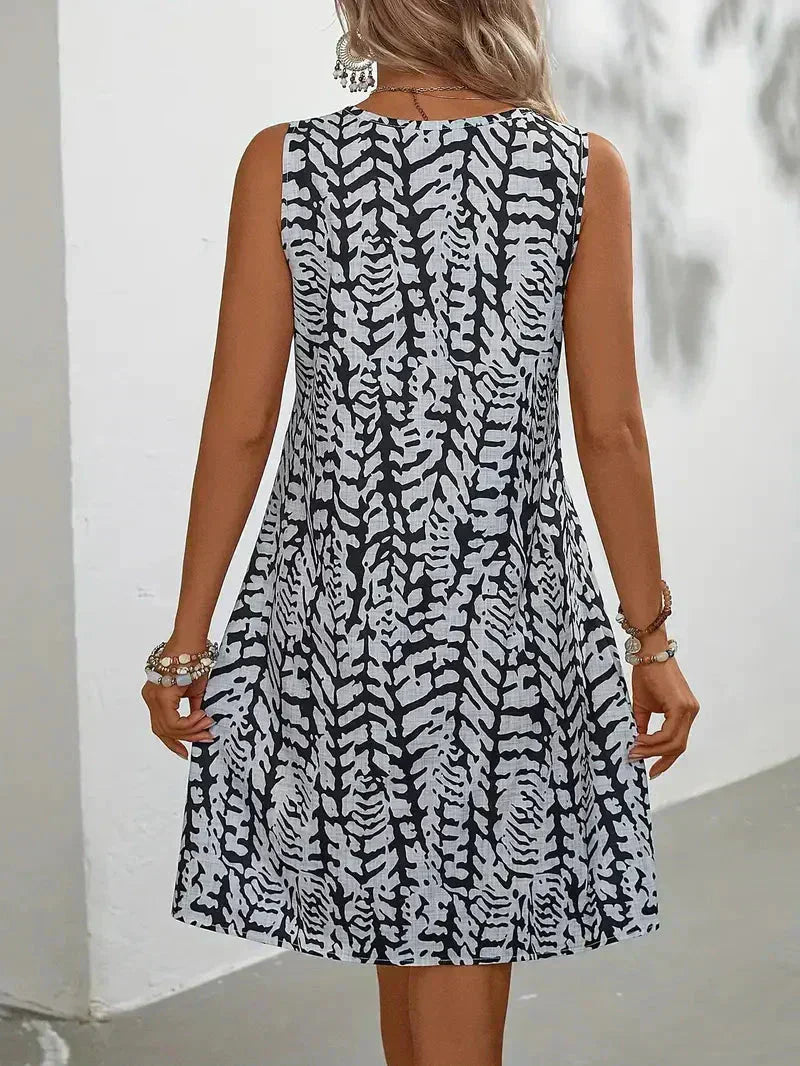 Valenzora | Ärmelloses Sommer-Minikleid. Leichter und atmungsaktiver Stoff.
