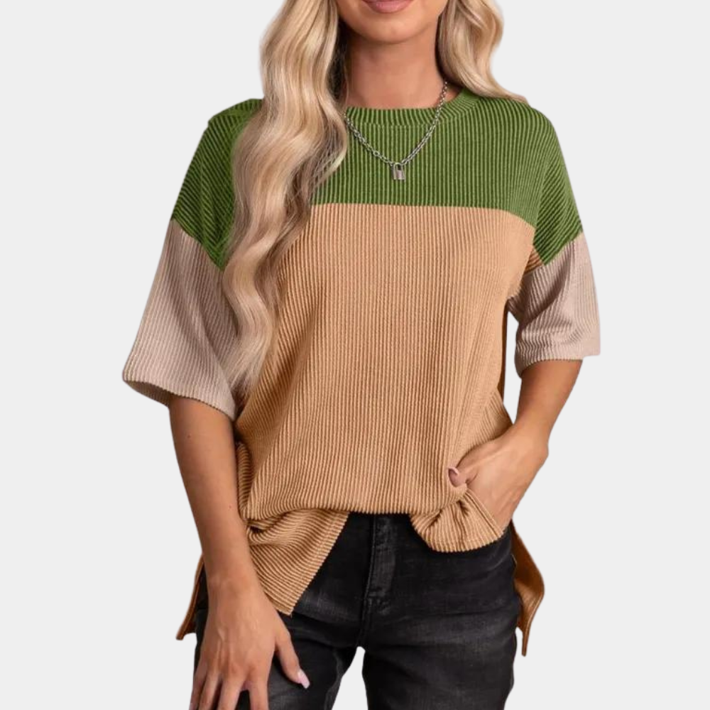 Valenzora | Stylish, loose-fitting T-shirt for women