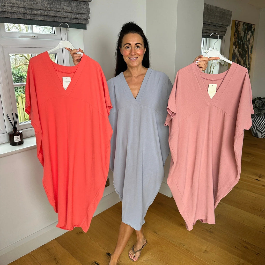 Kleid mit V-Ausschnitt | Unser Bestseller 2026