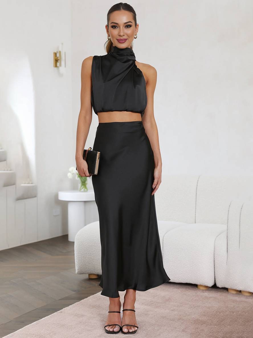 Valenzora | Wedding Guest Dress for Women, Halter Neck, Sleeveless, Elegant Evening Two-Piece Bridesmaid Dress