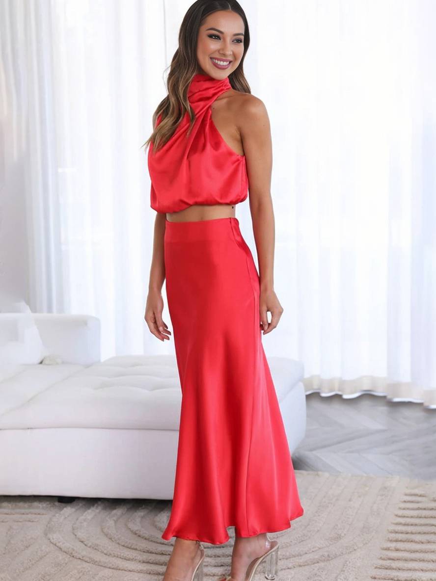 Valenzora | Wedding Guest Dress for Women, Halter Neck, Sleeveless, Elegant Evening Two-Piece Bridesmaid Dress