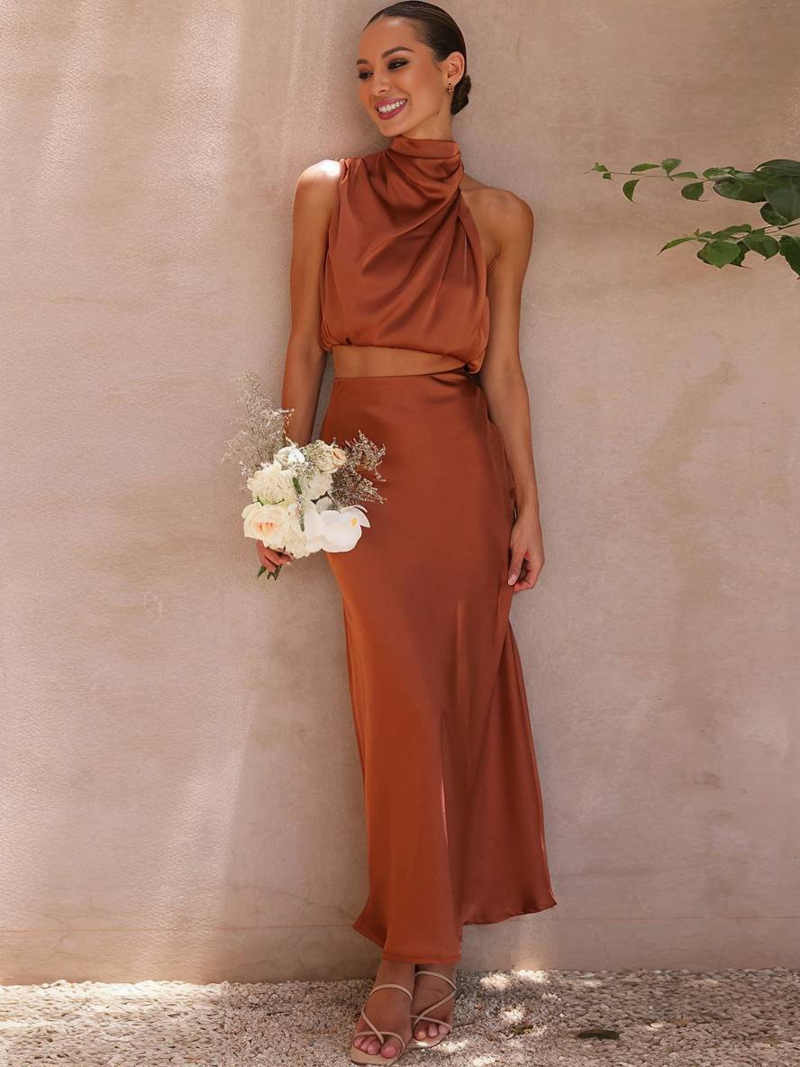 Valenzora | Wedding Guest Dress for Women, Halter Neck, Sleeveless, Elegant Evening Two-Piece Bridesmaid Dress