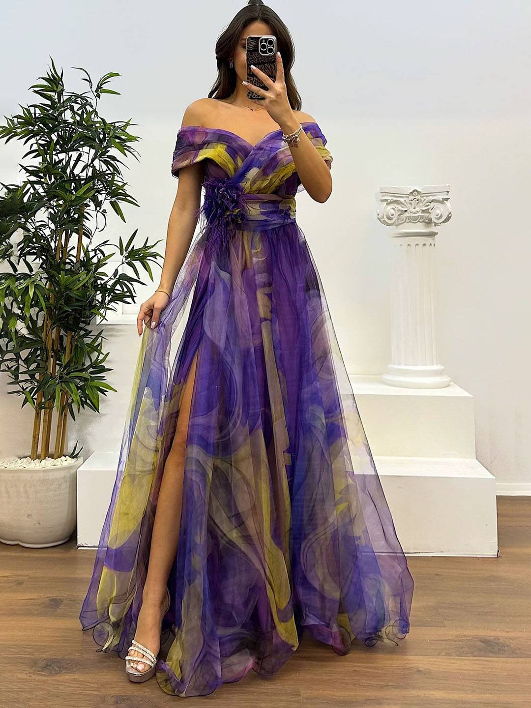 Valenzora | Wunderschönes langes Kleid aus bedrucktem Tüll mit floralem U-Boot-Ausschnitt, geschlitzter Seite, ärmellos, elegant, Vintage, Abendkleid für Damen