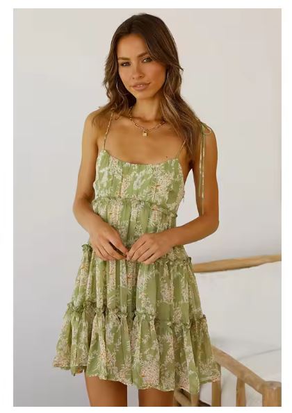 Comfortable dress with nature print