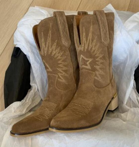 Valenzora | Casual Cowboy Boots
