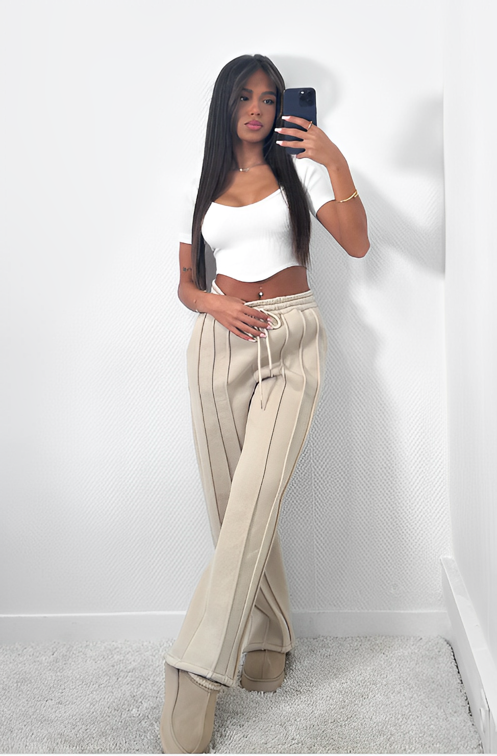 Valenzora | Striped loose fit jogging pants for women
