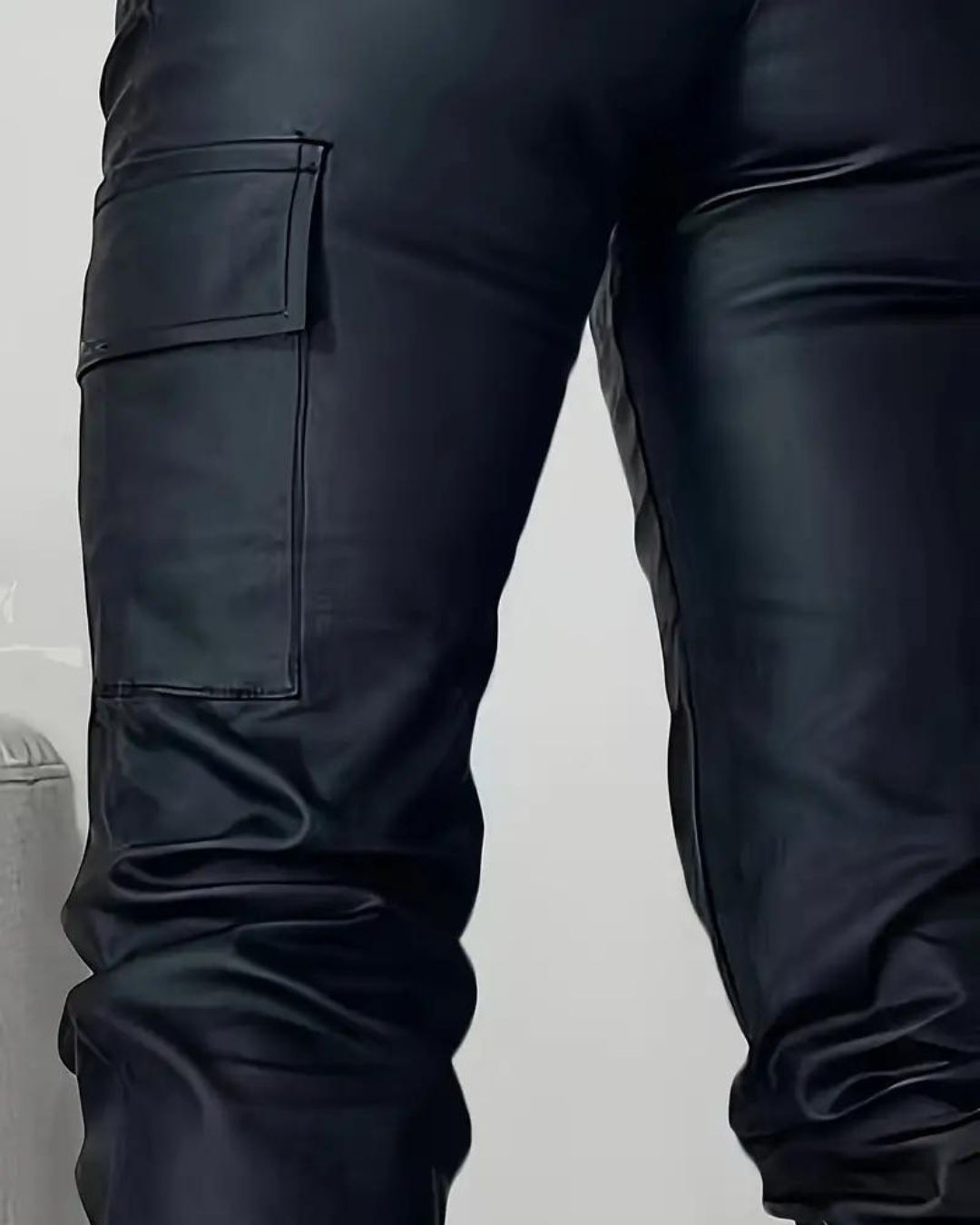 Valenzora | High-waisted leather jogging pants for women