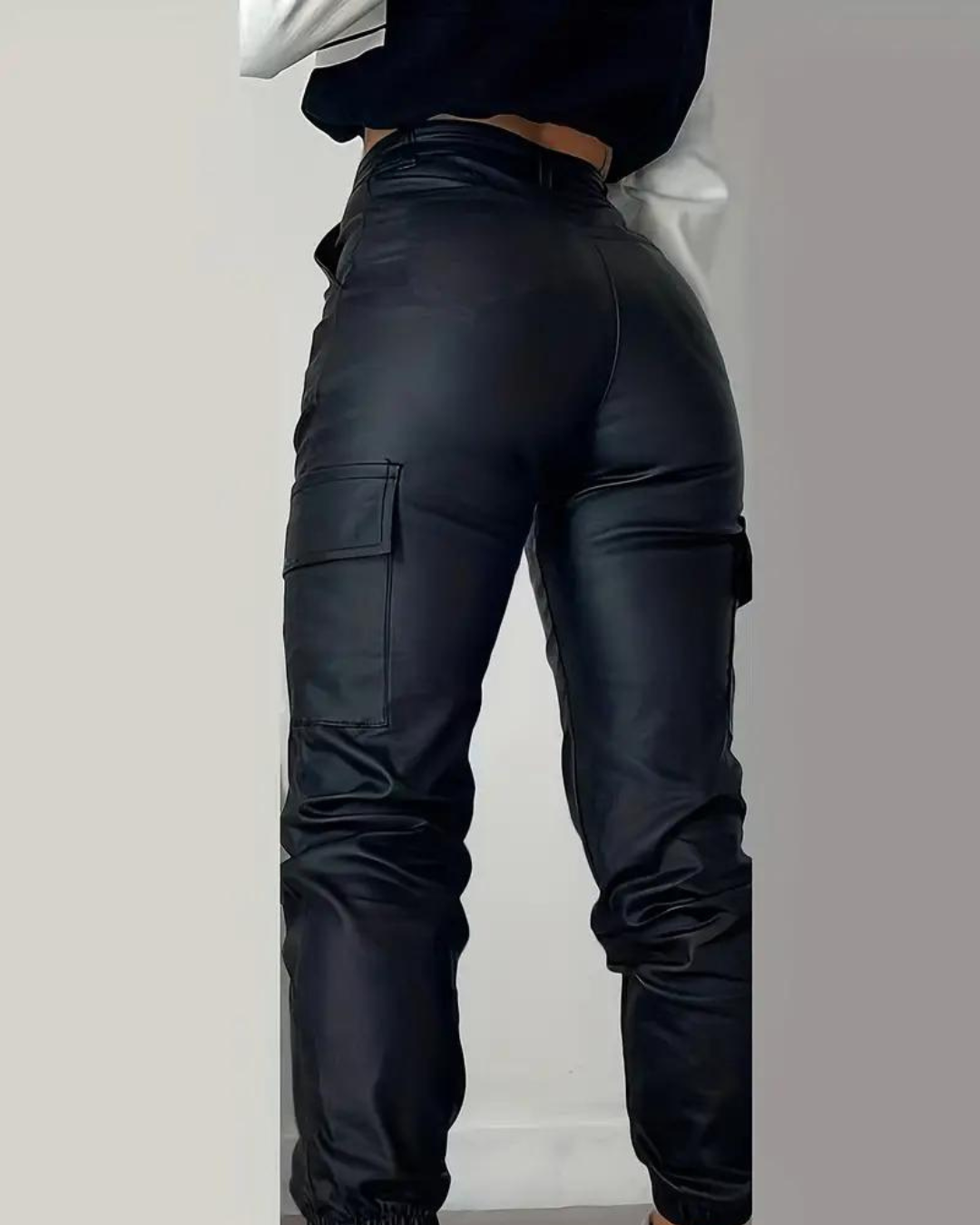 Valenzora | High-waisted leather jogging pants for women