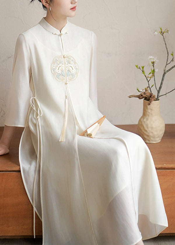 Valenzora | Elegant dress with Chinese collar
