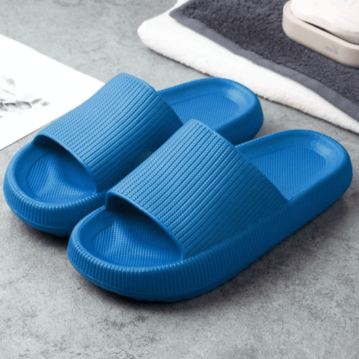Valenzora | Soft, comfortable slippers
