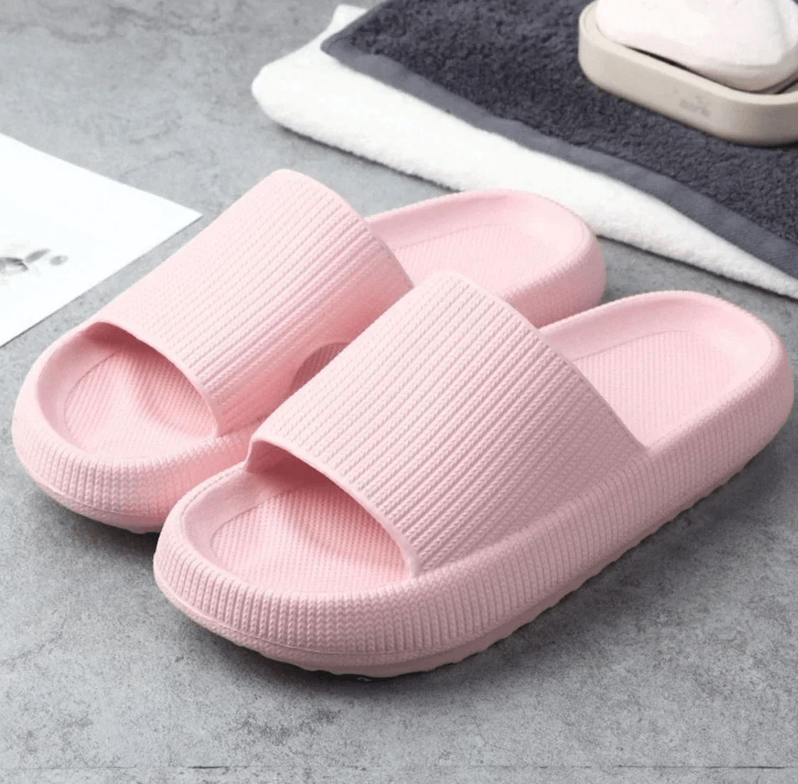 Valenzora | Soft, comfortable slippers