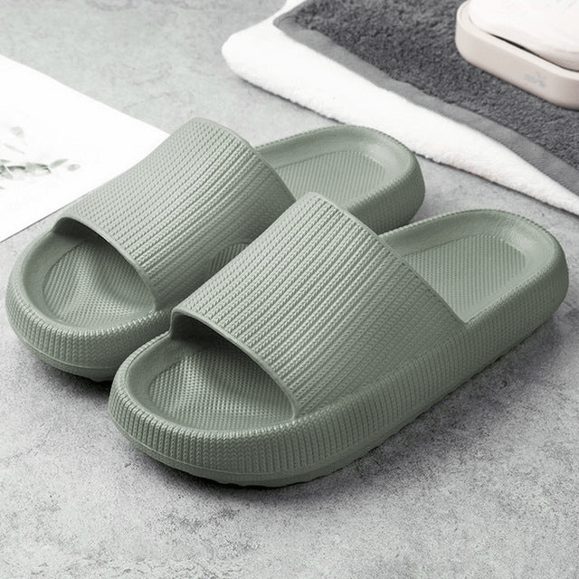 Valenzora | Soft, comfortable slippers