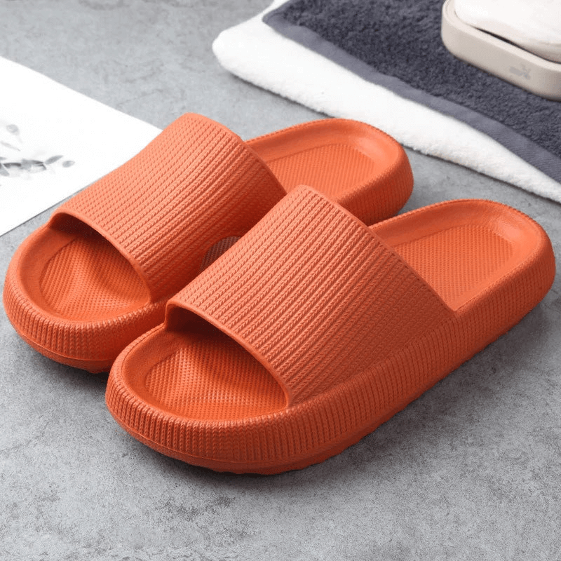 Valenzora | Soft, comfortable slippers