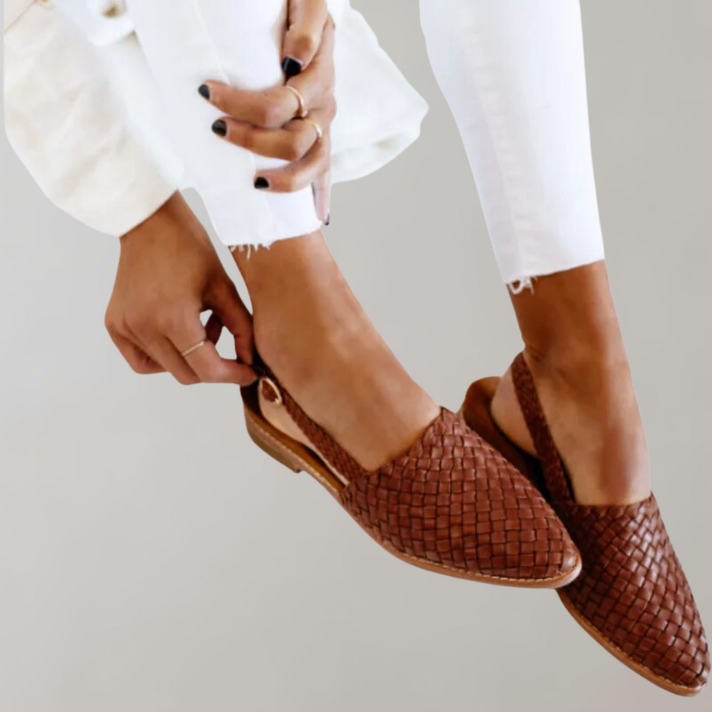 Valenzora - Flat sandal with low heel | Loafer sandal with strap at the back