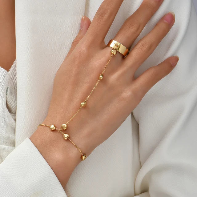 Valenzora | Creative Small Chain Bracelet Finger Rings