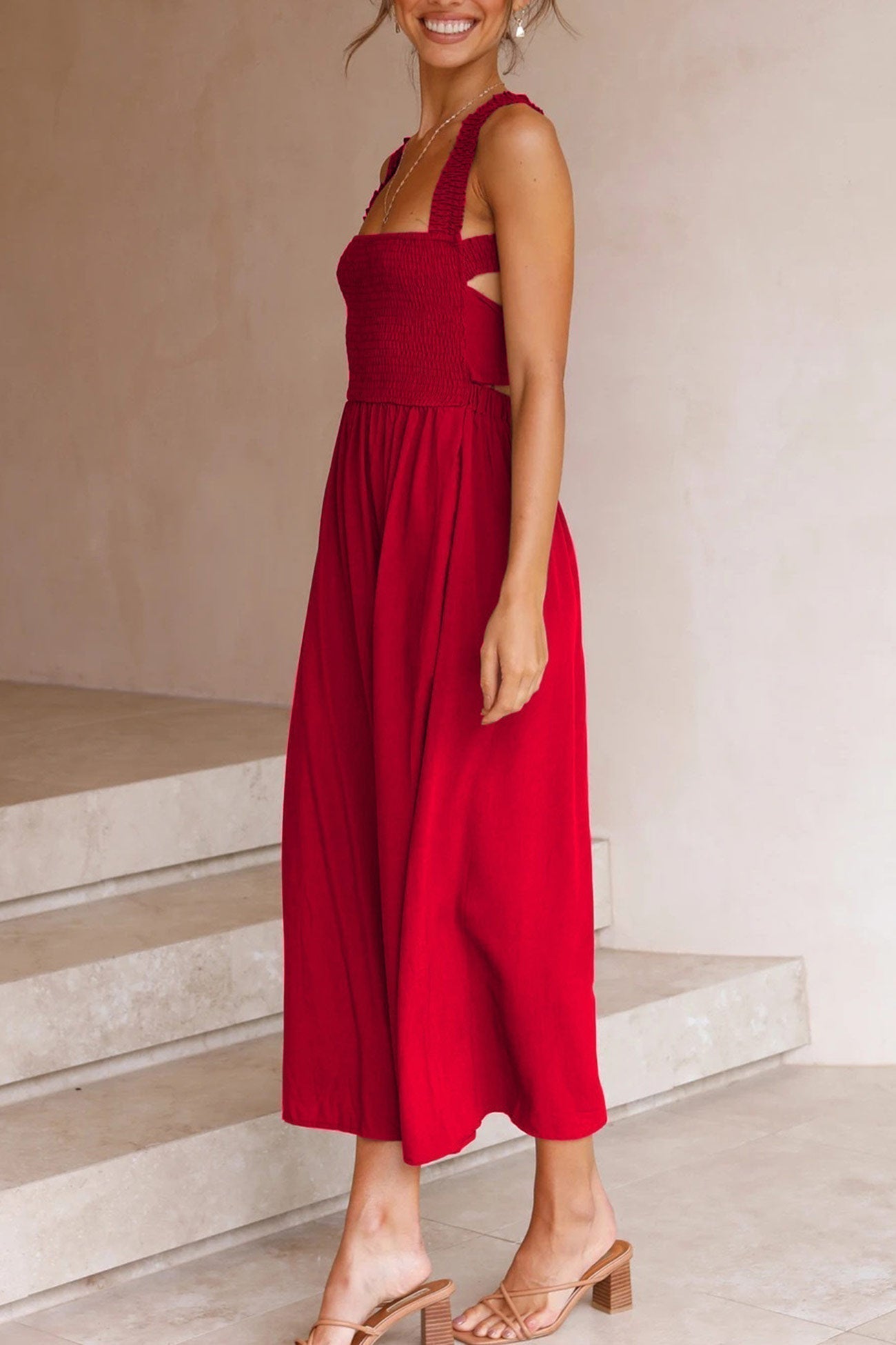 Valenzora | Crisscross Tie-Back Midi Dress