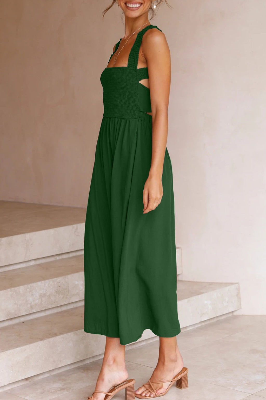 Valenzora | Crisscross Tie-Back Midi Dress