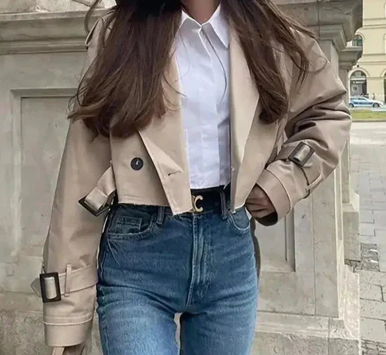 Valenzora - Stylish cropped trench coat
