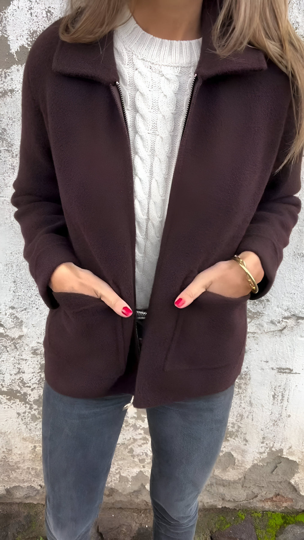 Valenzora | Bequeme langärmelige Reißverschlussjacke mit Taschen