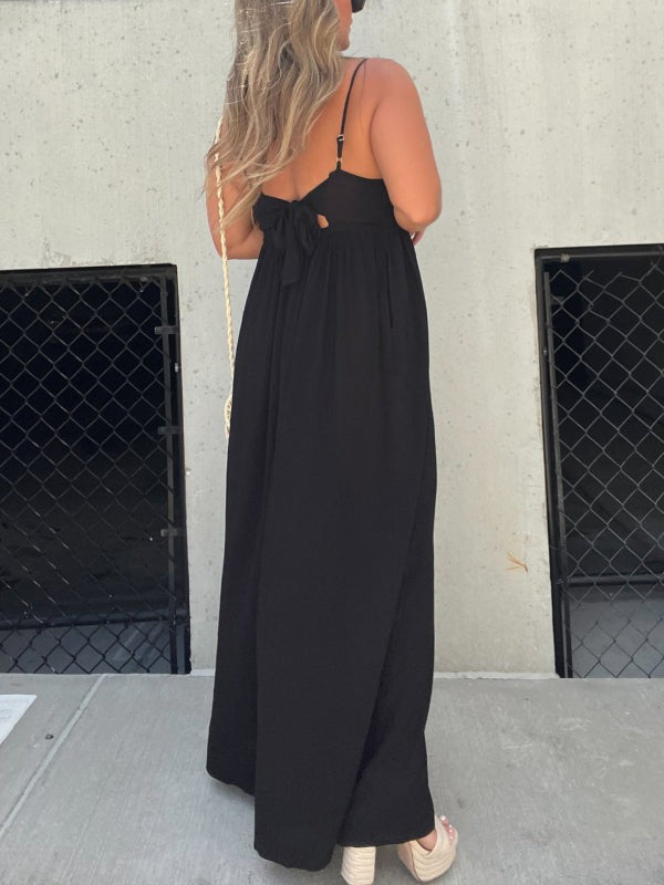 Valenzora | Jumpsuit with V-neck and wide straps