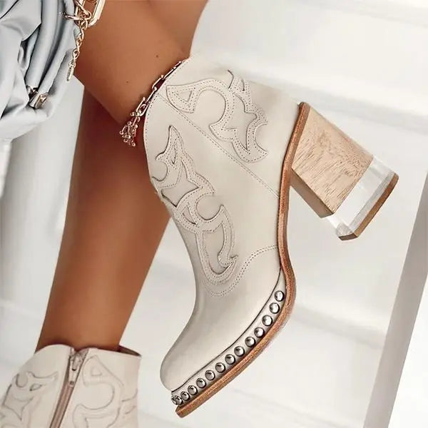 Valenzora | Norwich embroidered leather boots