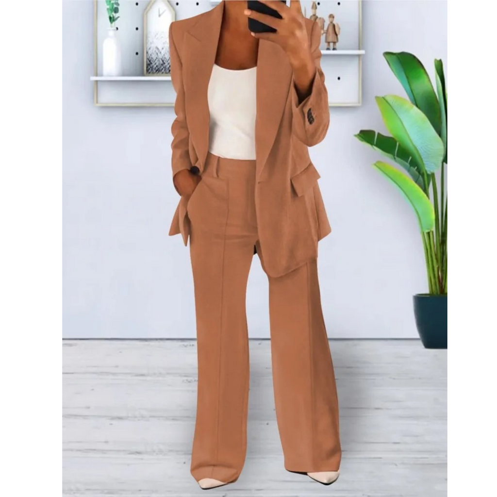 Valenzora | Women's suit with blazer and trousers
